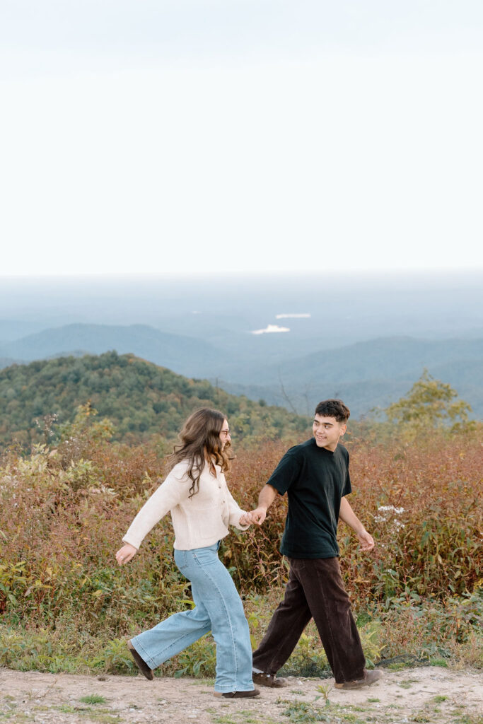 Sassafras Mountain engagement session photos outside Greenville, South Carolina